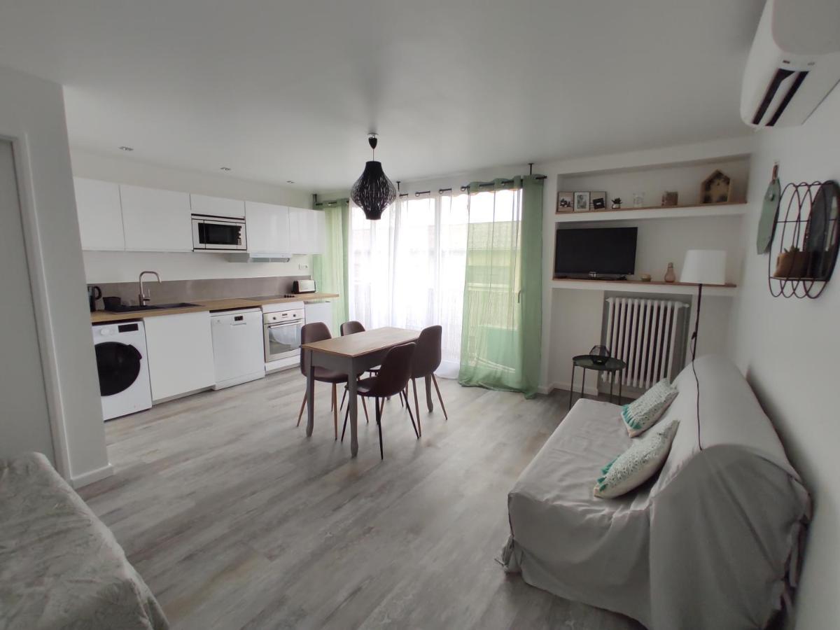 Apartment Climatise Avec Balcon,wifi, Proche Remparts